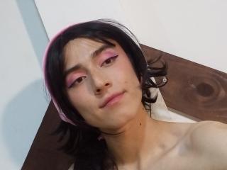 Ver a ficha detalhada de EllieCherry