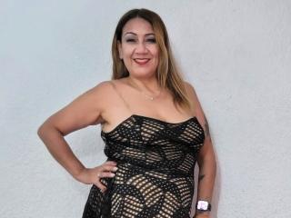 Ver la ficha detallada de MatureYayita