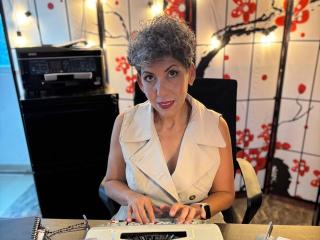 Ver la ficha detallada de JuliaNewell