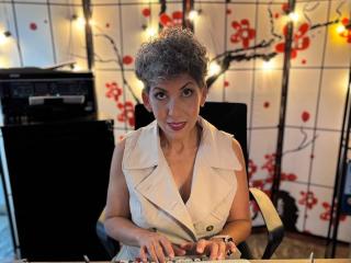 Ver la ficha detallada de JuliaNewell