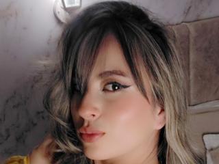 Ver a ficha detalhada de AmiiRosse