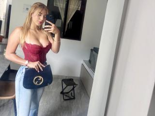 Ver a ficha detalhada de AngelaDeker