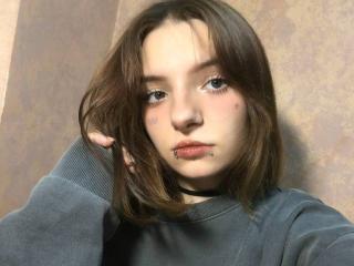 Ver a ficha detalhada de AyumiBabe