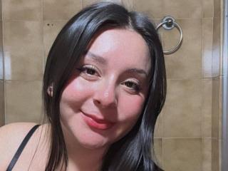 Ver a ficha detalhada de EmaJames