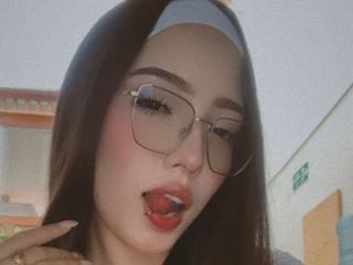Ver a ficha detalhada de AprilBoo