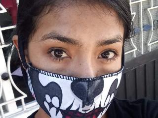 Ver a ficha detalhada de ArianithaXox
