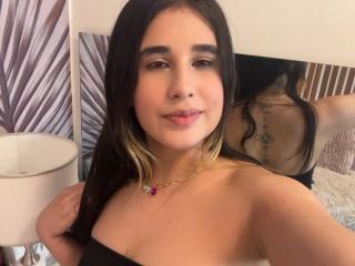 Ver la ficha detallada de KatieDesirX