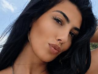 Ver a ficha detalhada de BrunetteBabe69