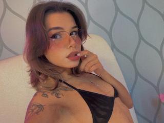 Ver a ficha detalhada de LenaBranch