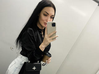 Se komplett profil för Xioni