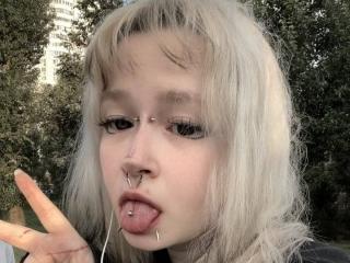 Prikaži popoln profil modela EmmaKoven