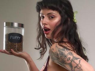 Prikaži popoln profil modela Venusinylons