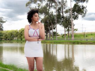 VioletaSwitch's Model Profile