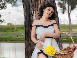 VioletaSwitch's Model Profile