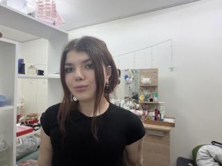 JulieNorberg's Model Profile