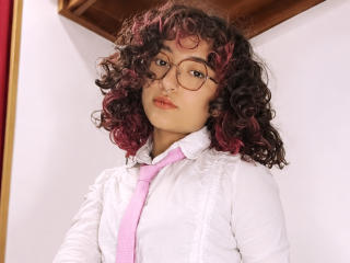 KanelaMiller's Model Profile