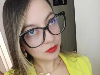 ArianaBlonde's Model Profile