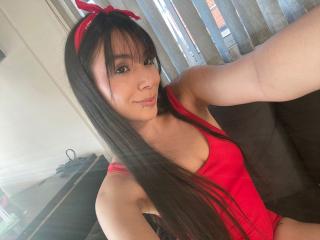 VALENTINAA01's Model Profile