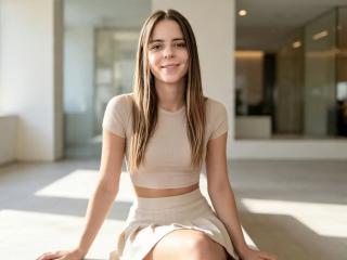 GlamMegi's Model Profile