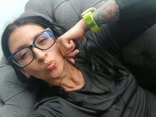 ZarayFeet's Model Profile