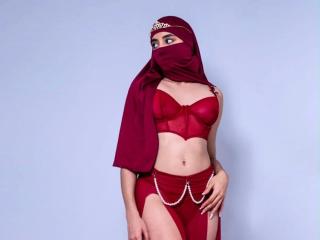 MariamNur's Model Profile