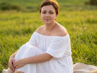 GoldenHaze's Model Profile