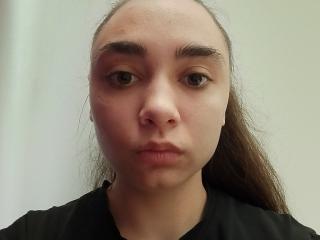 AlbertineMckeag's Model Profile