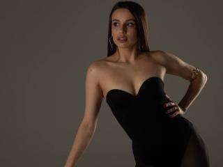 StaciStratos's Model Profile