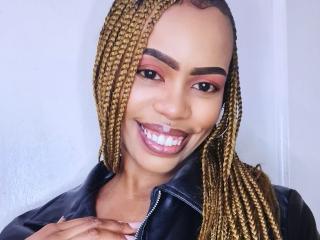 QueenBxx's Model Profile