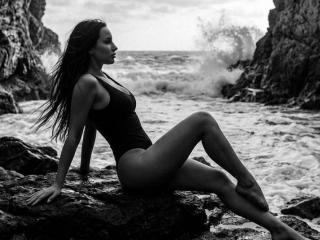 Versavi's Model Profile
