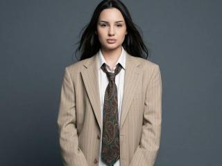 Versavi's Model Profile