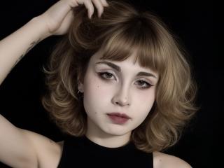 EmelyDilsaver's Model Profile