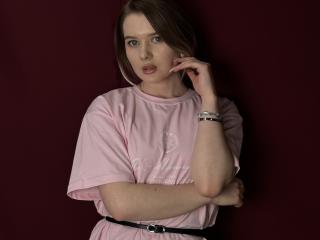 Lásd a CynthiaMilkowski teljes profilját