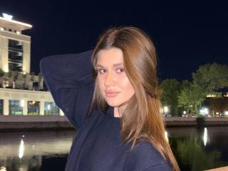 См. подробные сведения о модели LakeishaCresencio