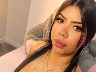 انظر إلى الملف المفصل لـ MichelleVixen