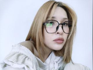 انظر إلى الملف المفصل لـ ChantellHoulihan