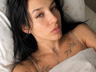 Ver la ficha detallada de NikkiGoldX
