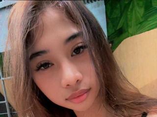 Yksityiskohtaiset tiedot mallista elianabrielle