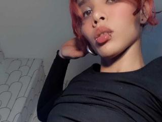 Yksityiskohtaiset tiedot mallista ChloeFoster