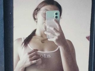 Yksityiskohtaiset tiedot mallista AbbyMilers