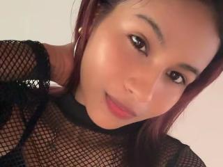 Yksityiskohtaiset tiedot mallista ArianaWright