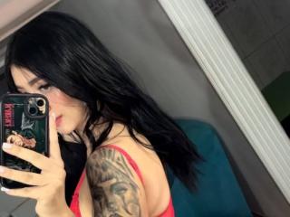 Ver la ficha detallada de TifanyDiaz