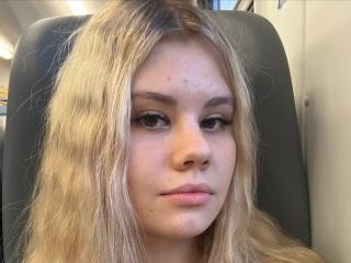 Δείτε την λεπτομερή καρτέλα του RebeccaSivret