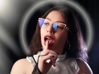 Ver la ficha detallada de VanessaClose
