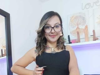 Δείτε την λεπτομερή καρτέλα του ArianaBlonde