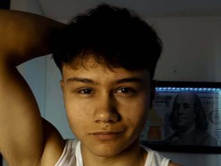 Δείτε την λεπτομερή καρτέλα του SexyGuyxx