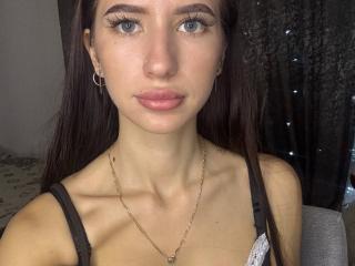 Prikaži popoln profil modela DeaneFortini