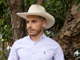 Prikaži popoln profil modela LianFerrer