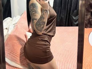 Prikaži popoln profil modela ViolettaSquirt