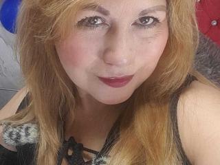 Prikaži popoln profil modela Kazsandra